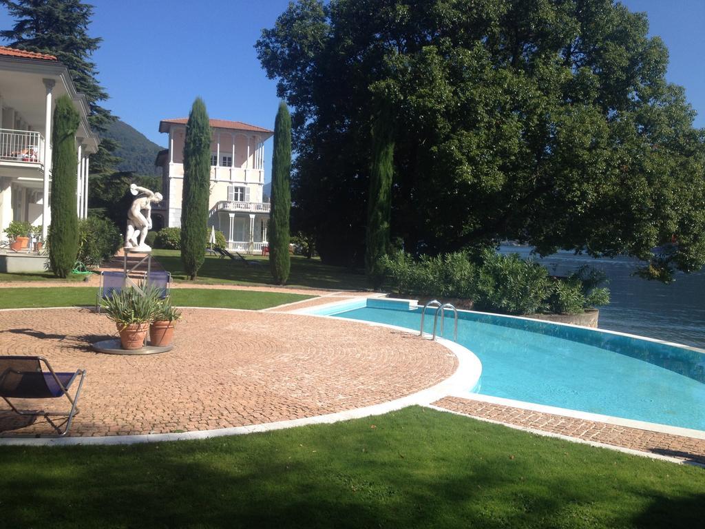 Residence Ville Lago Lugano Porto Ceresio Extérieur photo